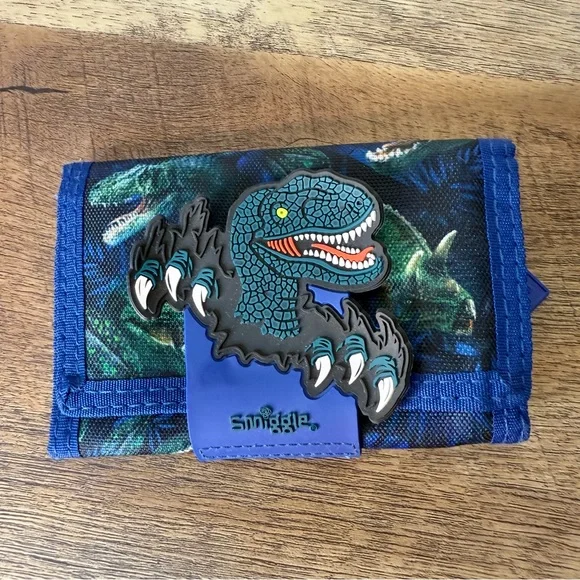 SMIGGLE Kid’s Dinosaur Trifold Wallet Velcro Blue Green - Picture 8 of 8